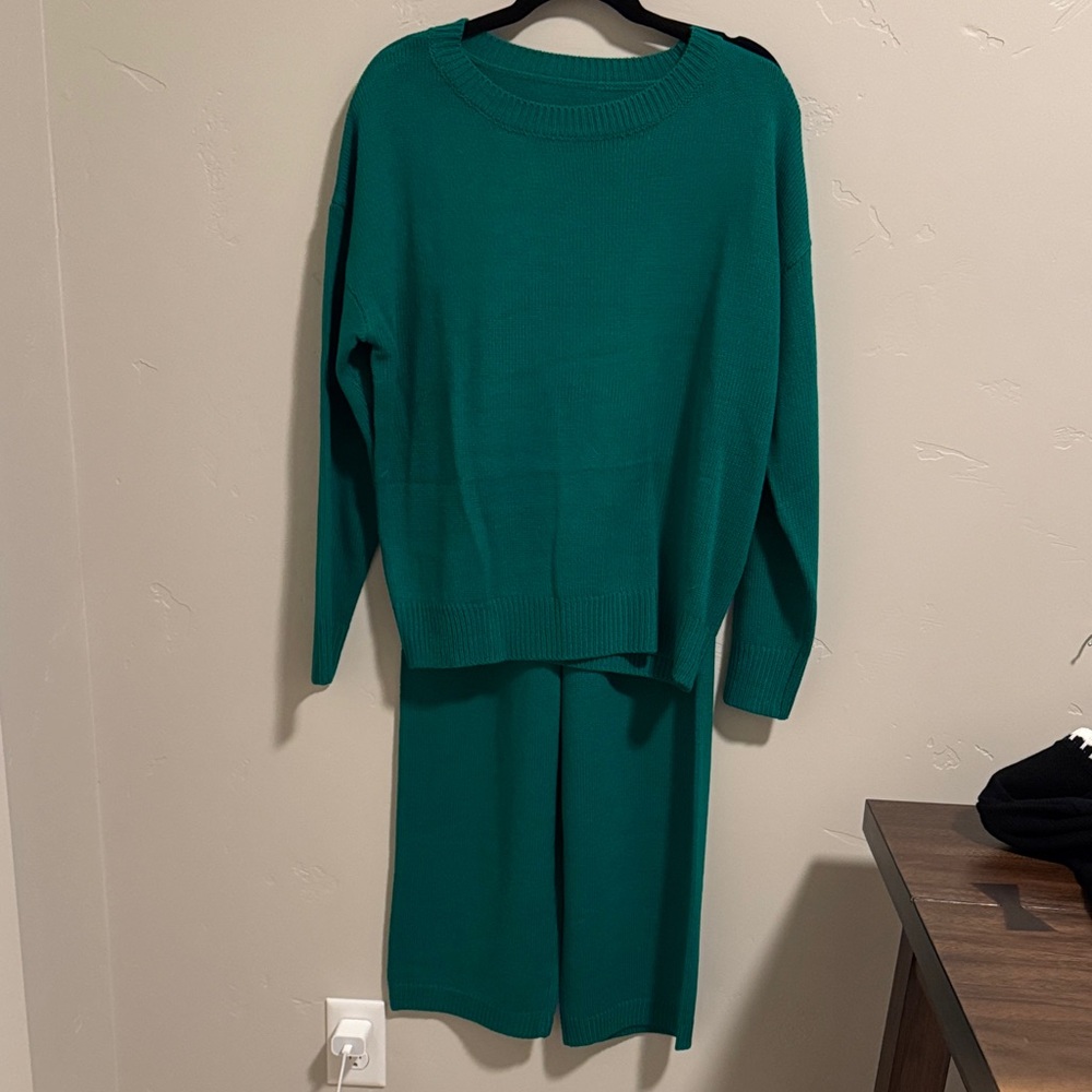 Kelly green sweater set. Pants and crewneck sweater included.